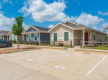 8612 Cottage Creek Drive, Unit 13, Fort Worth, TX 76123