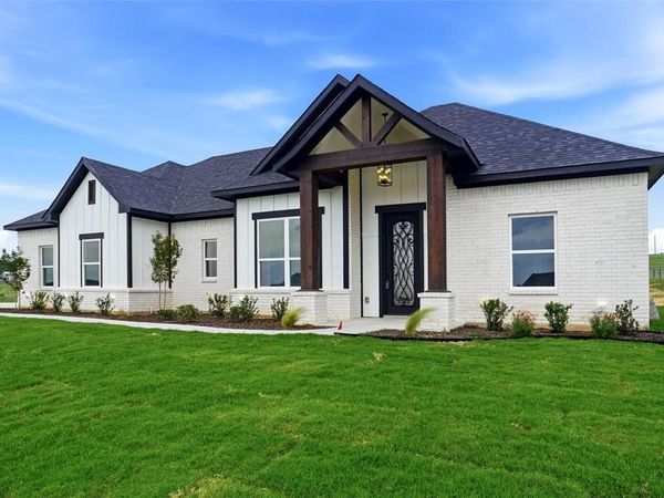 3005 Westfork Way, Springtown, TX 76082