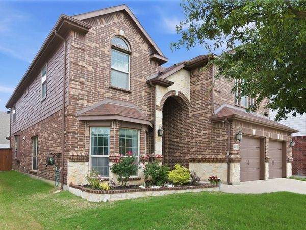 1425 Soaptree Lane , Fort Worth, TX 76177