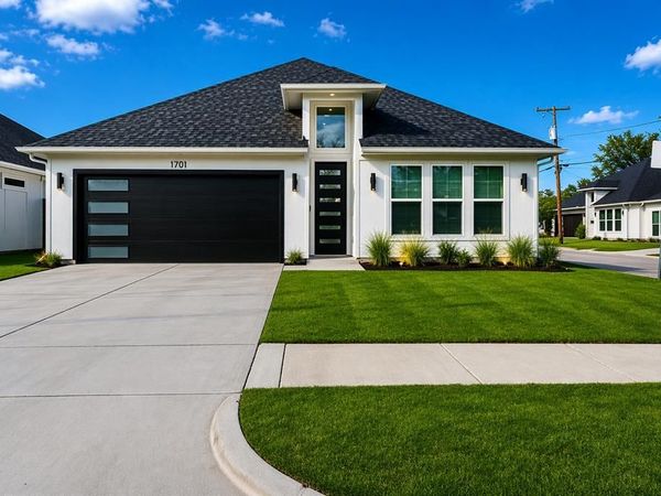 1701 Morris Street , Dallas, TX 75212