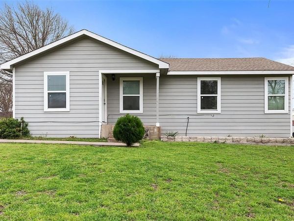 505 S 5th Street , Crandall, TX 75114