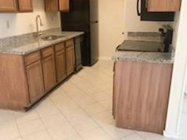 407 Gatewood Road , Unit 407, Garland, TX 75043