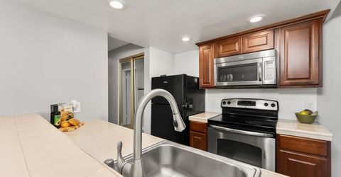 905 Fulton Ave #410, Unit 410, Sacramento, CA 95825 Photo