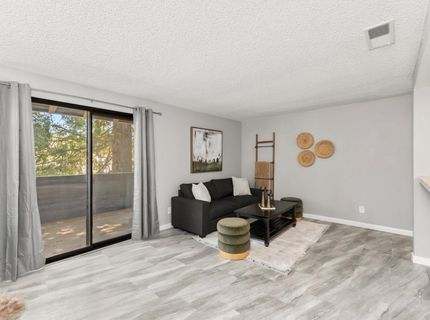 905 Fulton Ave #410, Unit 410, Sacramento, CA 95825 Photo