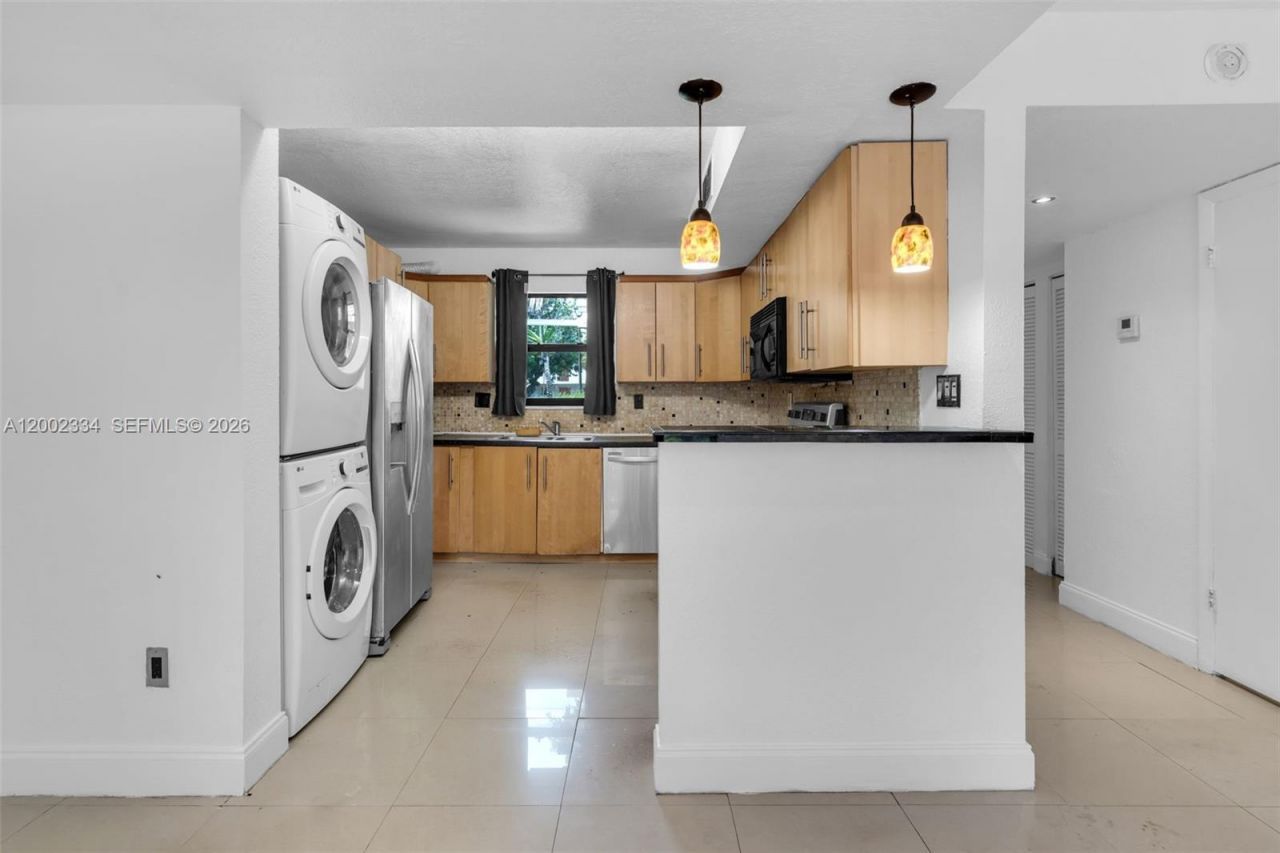 20509 NW 15 Ave, Unit 5-2, Miami Gardens, FL 33169 Photo