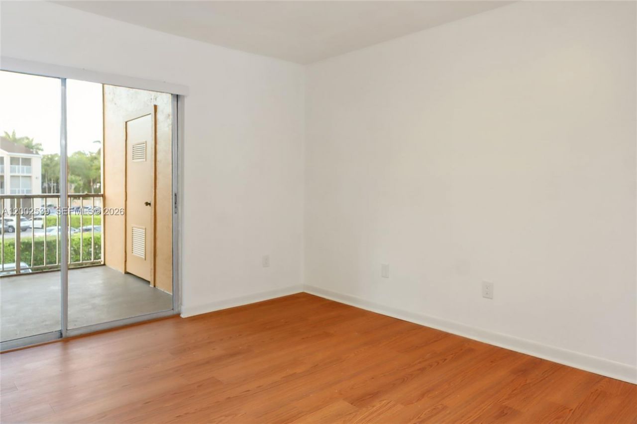 15285 SW 107th Ln, Unit 208, Miami, FL 33196 Photo