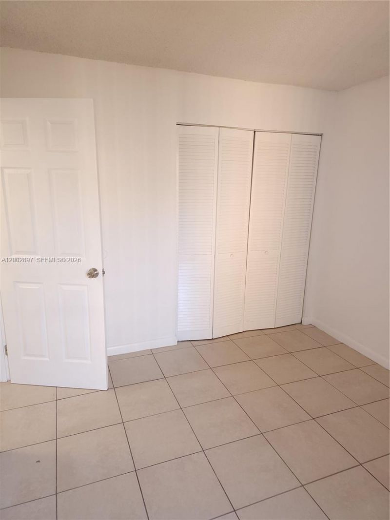 4505 Treehouse Ln , Unit 8-H, Tamarac, FL 33319 Photo