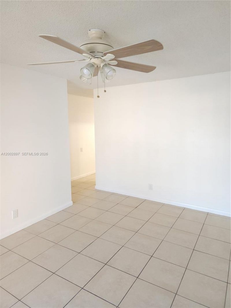 4505 Treehouse Ln , Unit 8-H, Tamarac, FL 33319 Photo