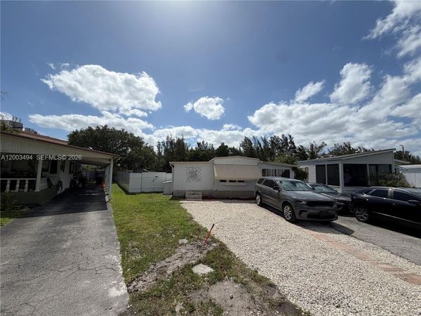 5871 SW 29th Ave , Dania Beach, FL 33312