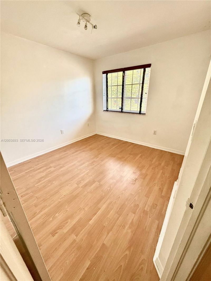 2206 NW 170th Ave , Pembroke Pines, FL 33028 Photo