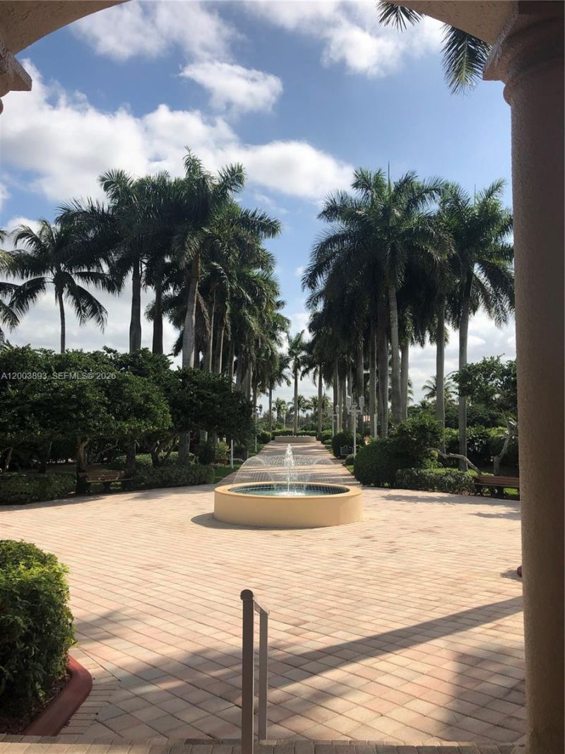 2206 NW 170th Ave , Pembroke Pines, FL 33028 Photo