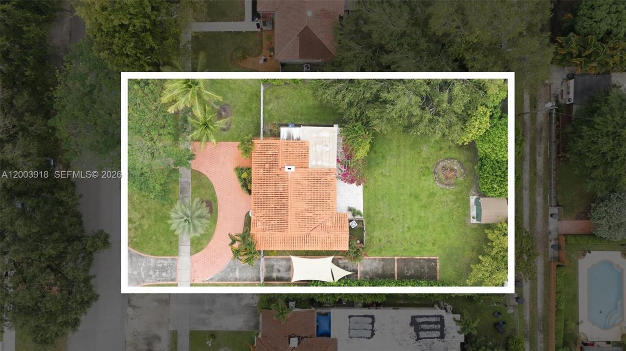 565 South Dr, Miami Springs, FL 33166 Photo