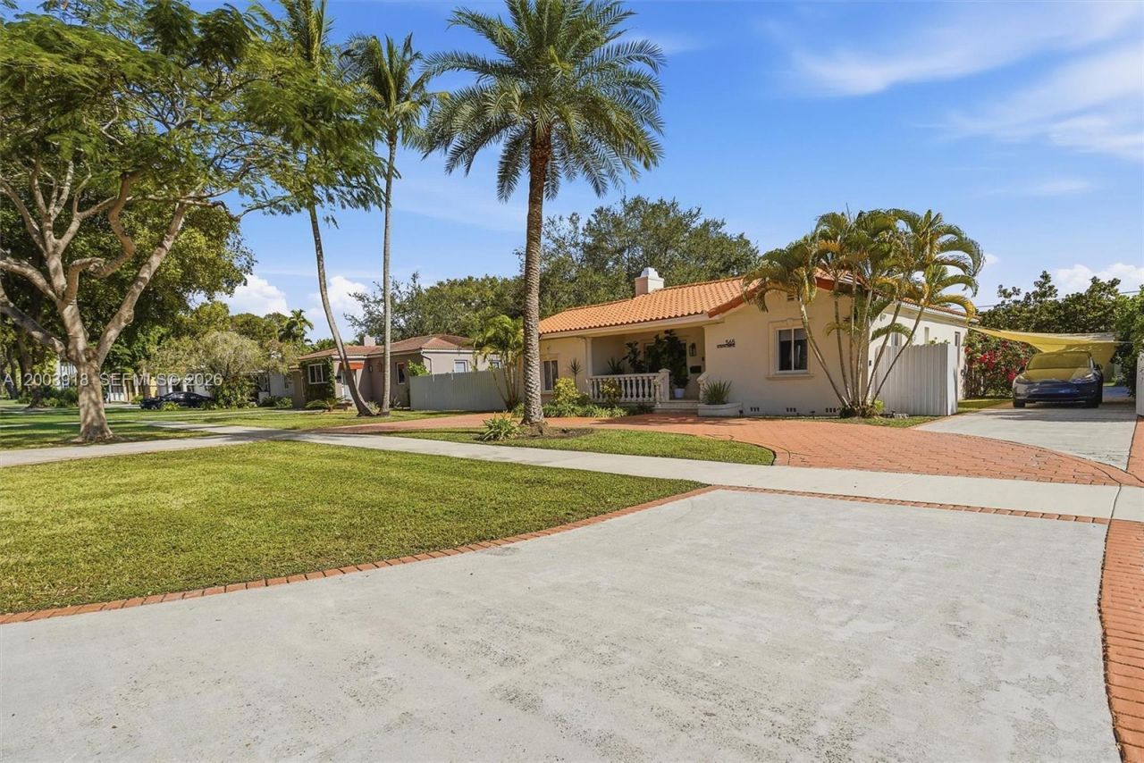 565 South Dr, Miami Springs, FL 33166 Photo