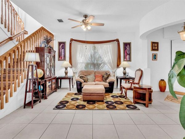 14044 SW 54th St , Miramar, FL 33027