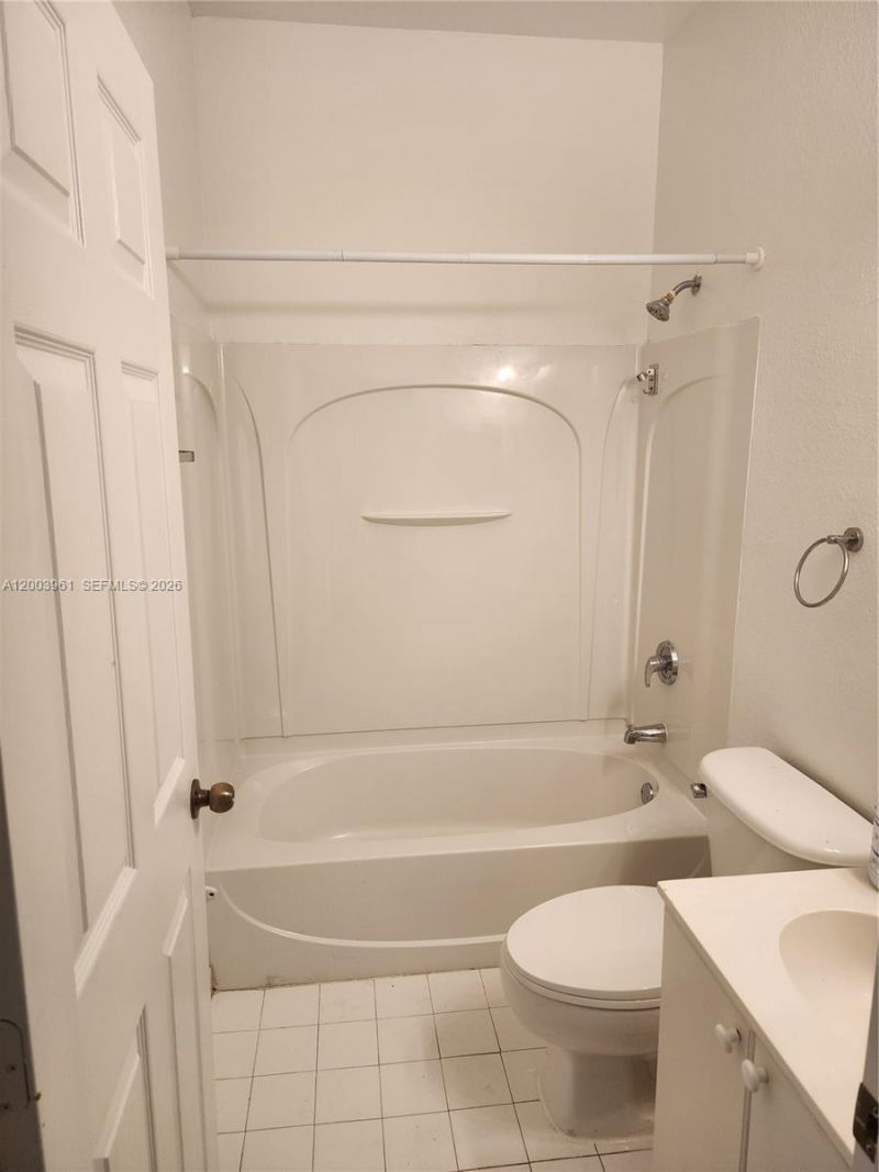 6972 NW 179th St , Unit 203-4, Hialeah, FL 33015 Photo