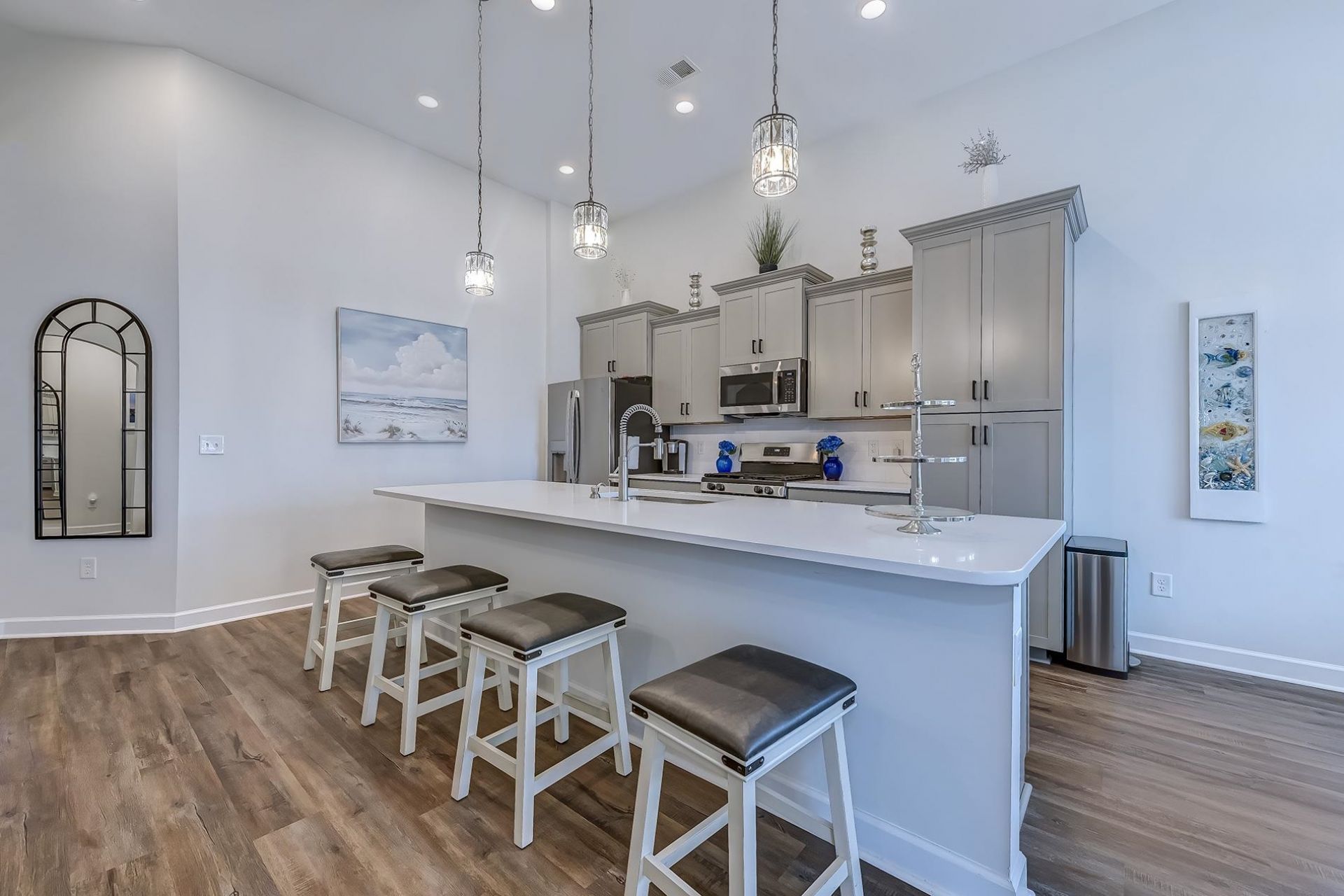 405 Heathside St.  Photo 11