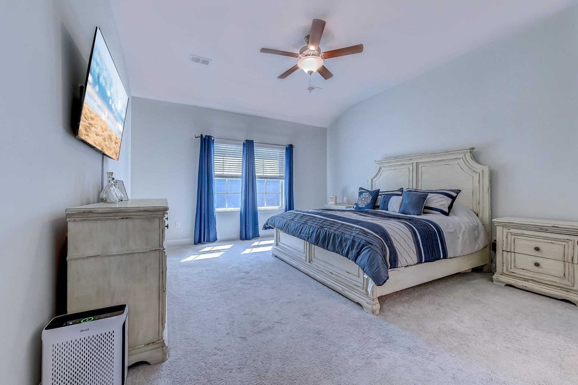 405 Heathside St.  Photo 17