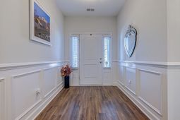 405 Heathside St.  photo 4