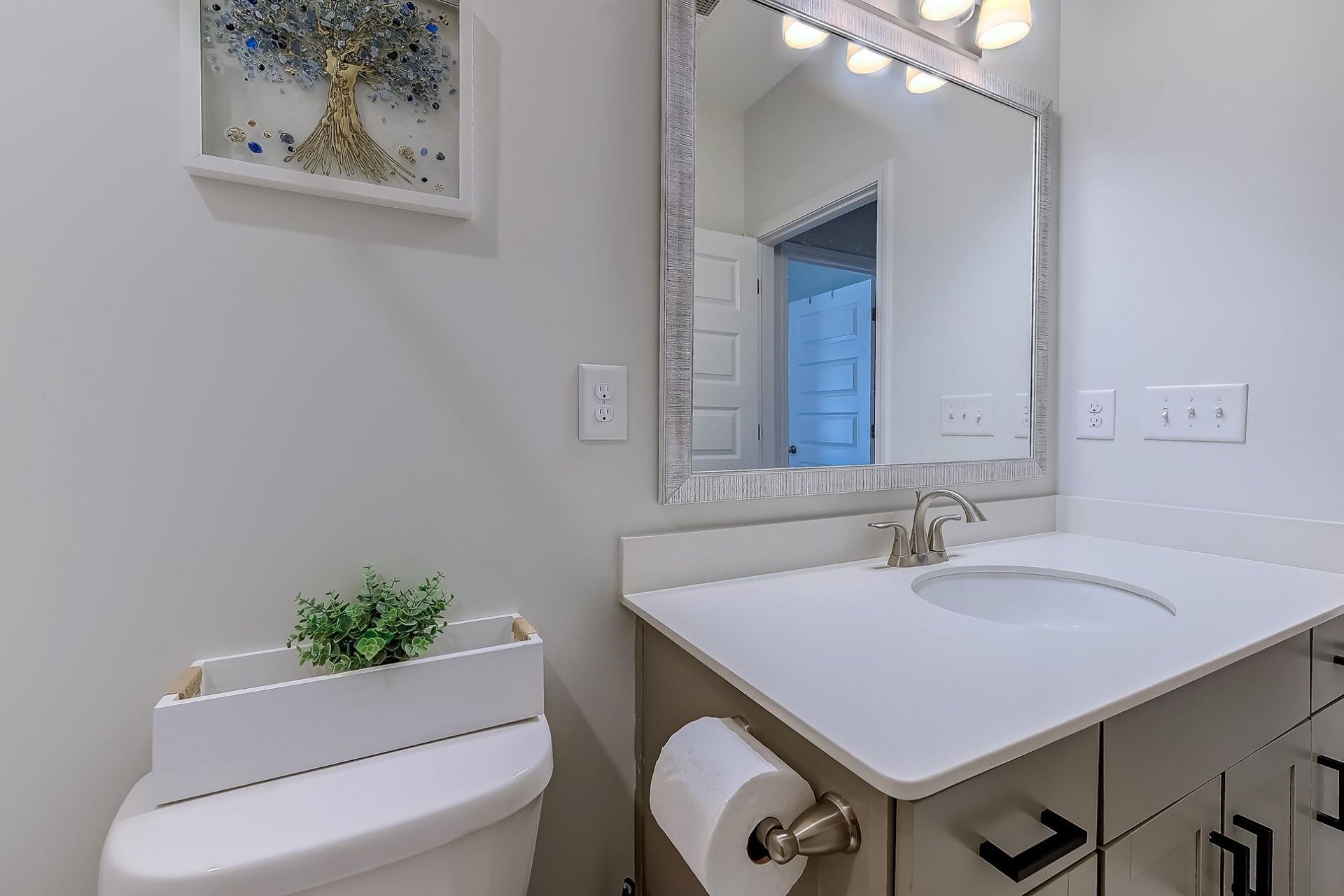 405 Heathside St.  Photo 29