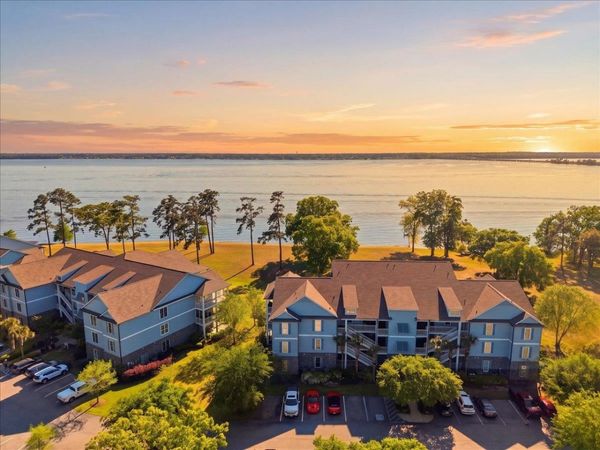 1088 Bridgeview Ln, Unit A-104, Summerton, SC 29148