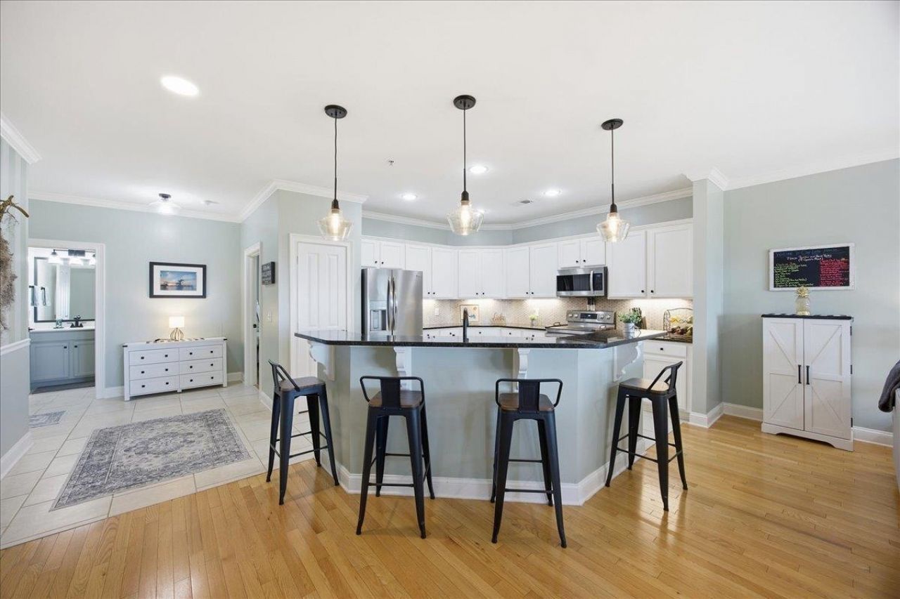 1088 Bridgeview Ln Photo 10