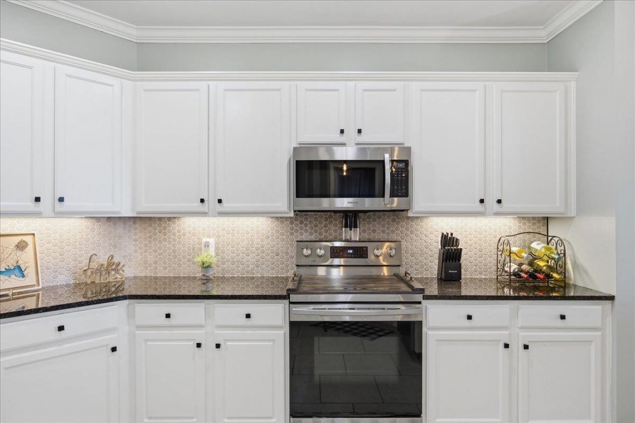 1088 Bridgeview Ln Photo 15