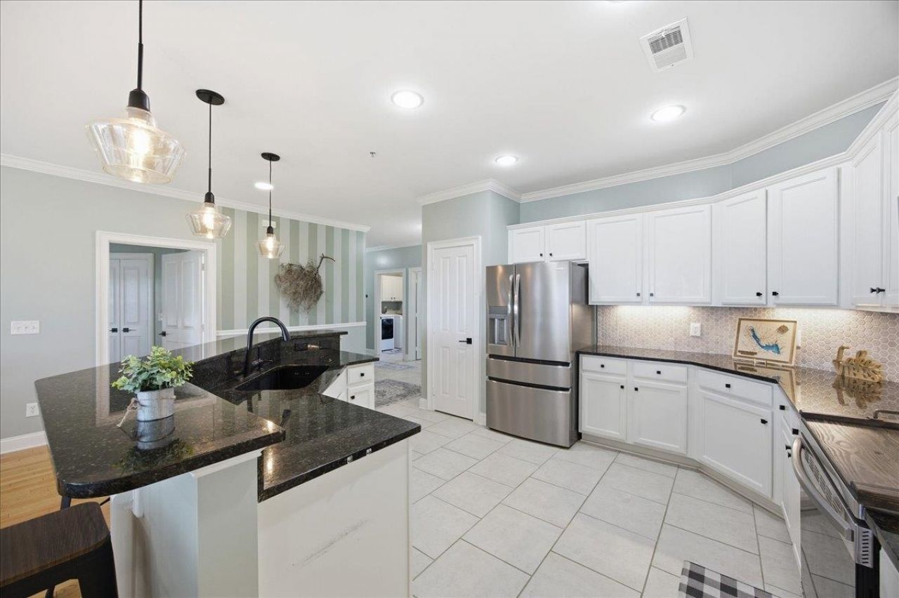 1088 Bridgeview Ln Photo 16