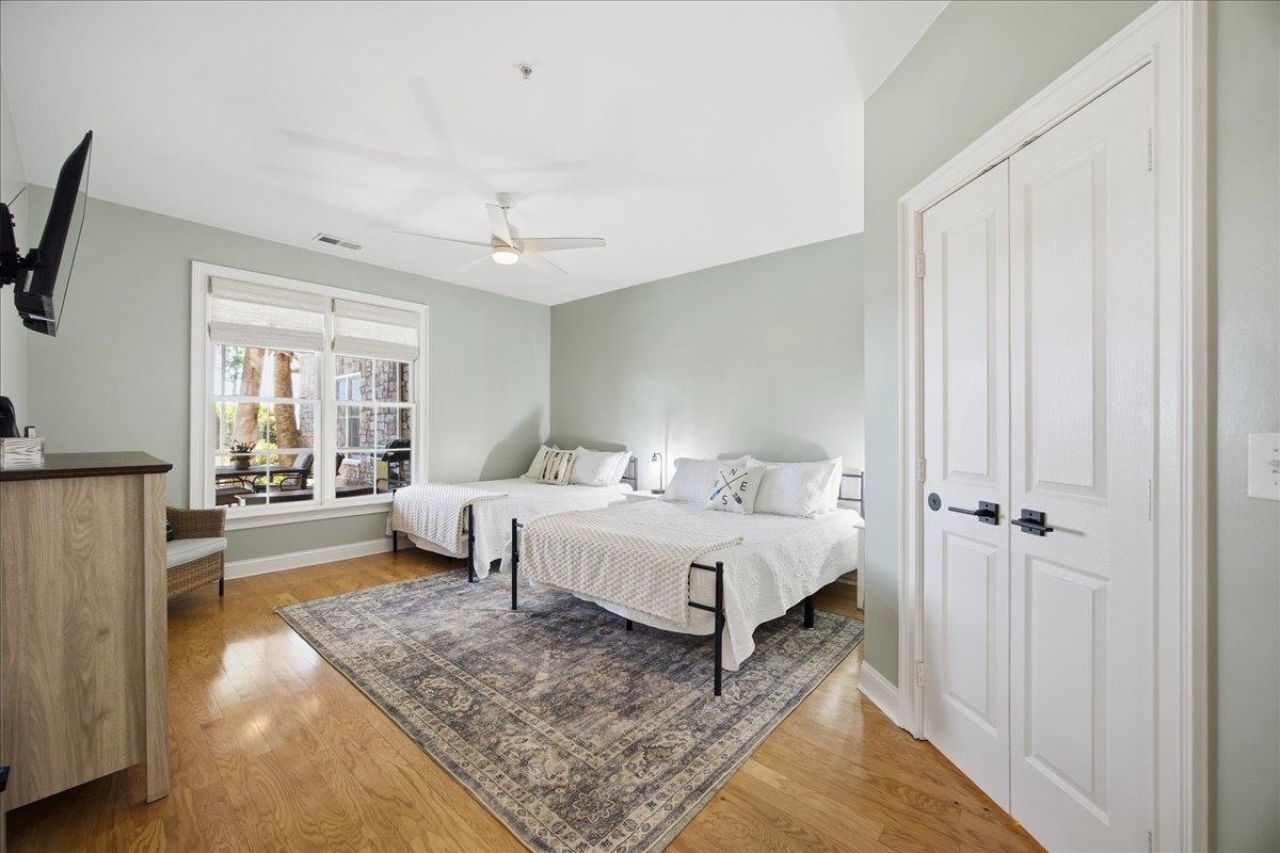 1088 Bridgeview Ln Photo 26