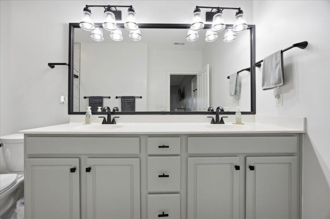 1088 Bridgeview Ln Photo 30