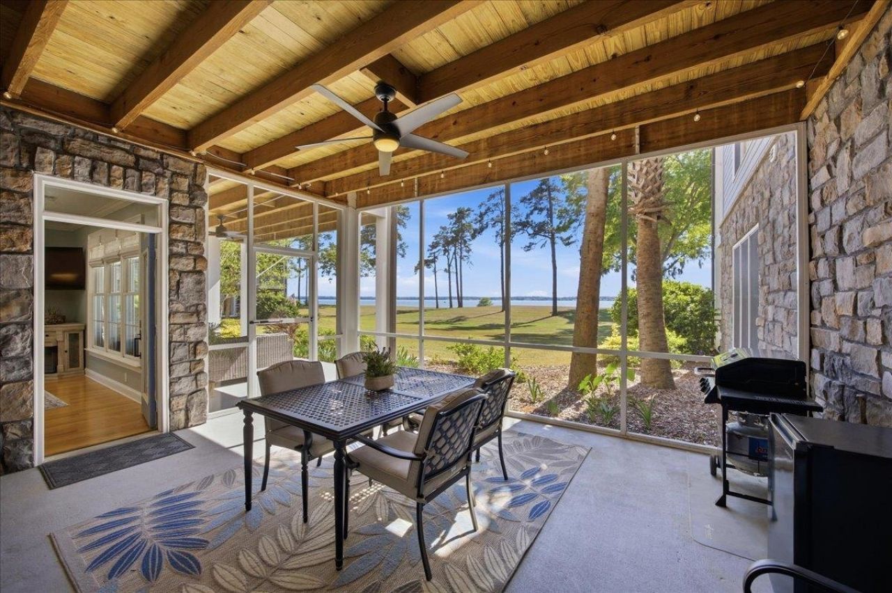 1088 Bridgeview Ln Photo 35