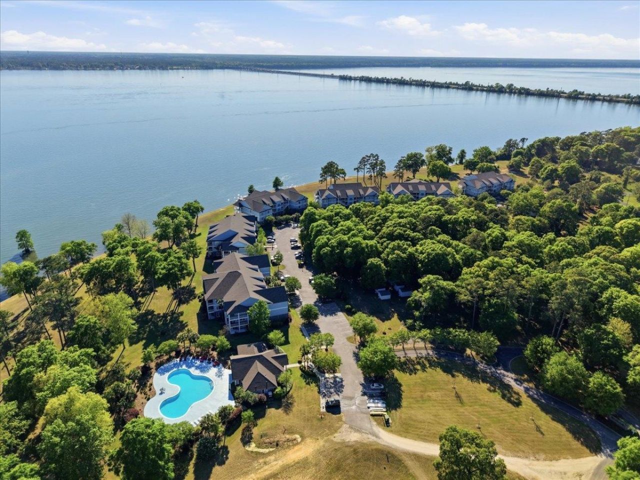 1088 Bridgeview Ln Photo 56