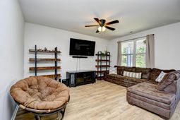 2315 Blackthorn Dr.  photo 4