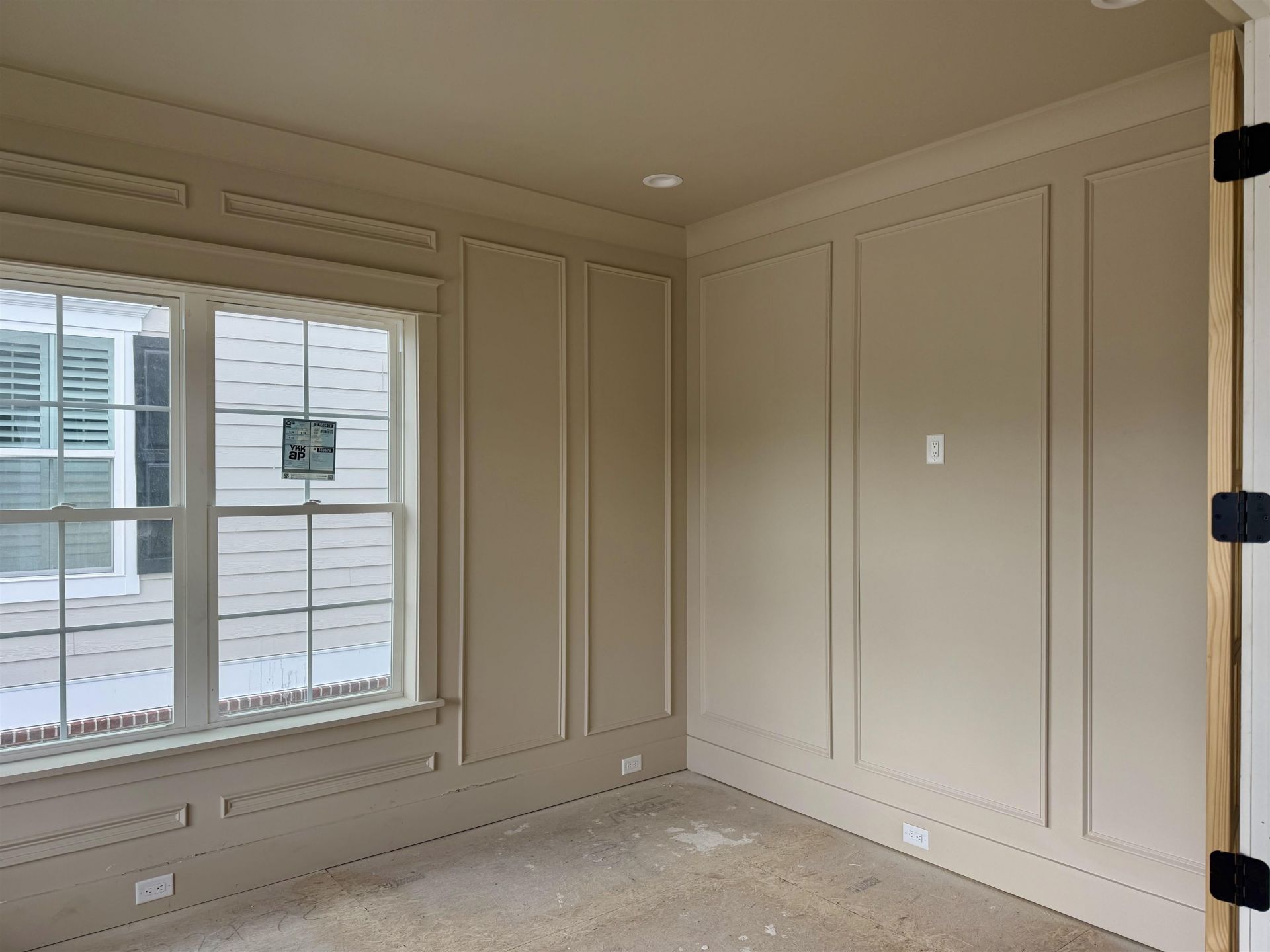 401 Saint Julian Ln. Photo 4