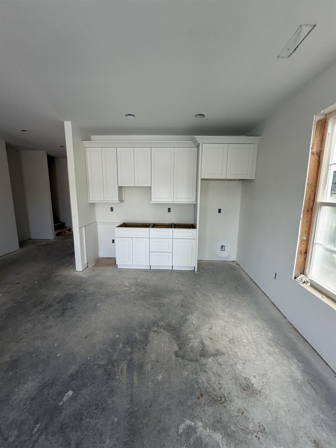 401 Saint Julian Ln.  Photo 8