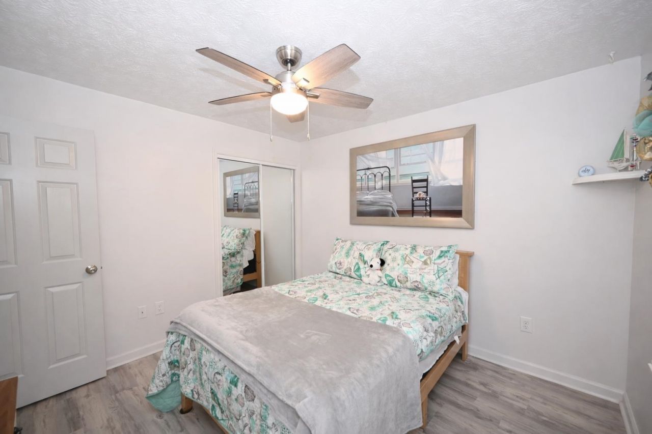 619 Tupelo Ln.  Photo 11