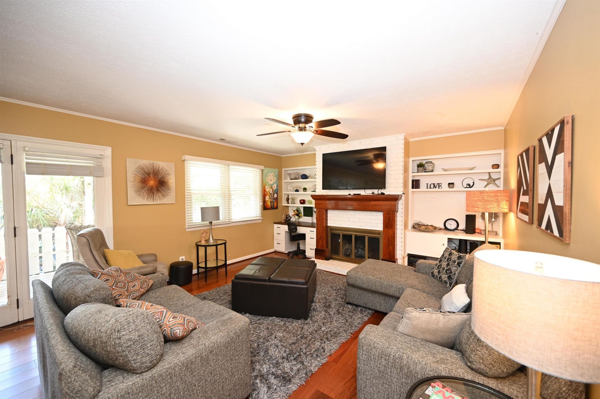 401 Oak Lake Circle  Photo 10