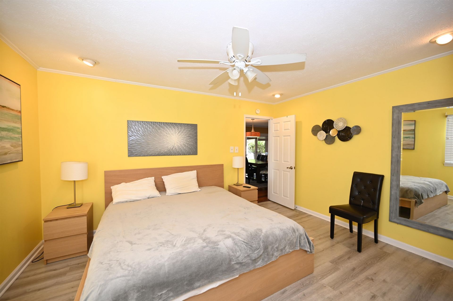 401 Oak Lake Circle  Photo 21