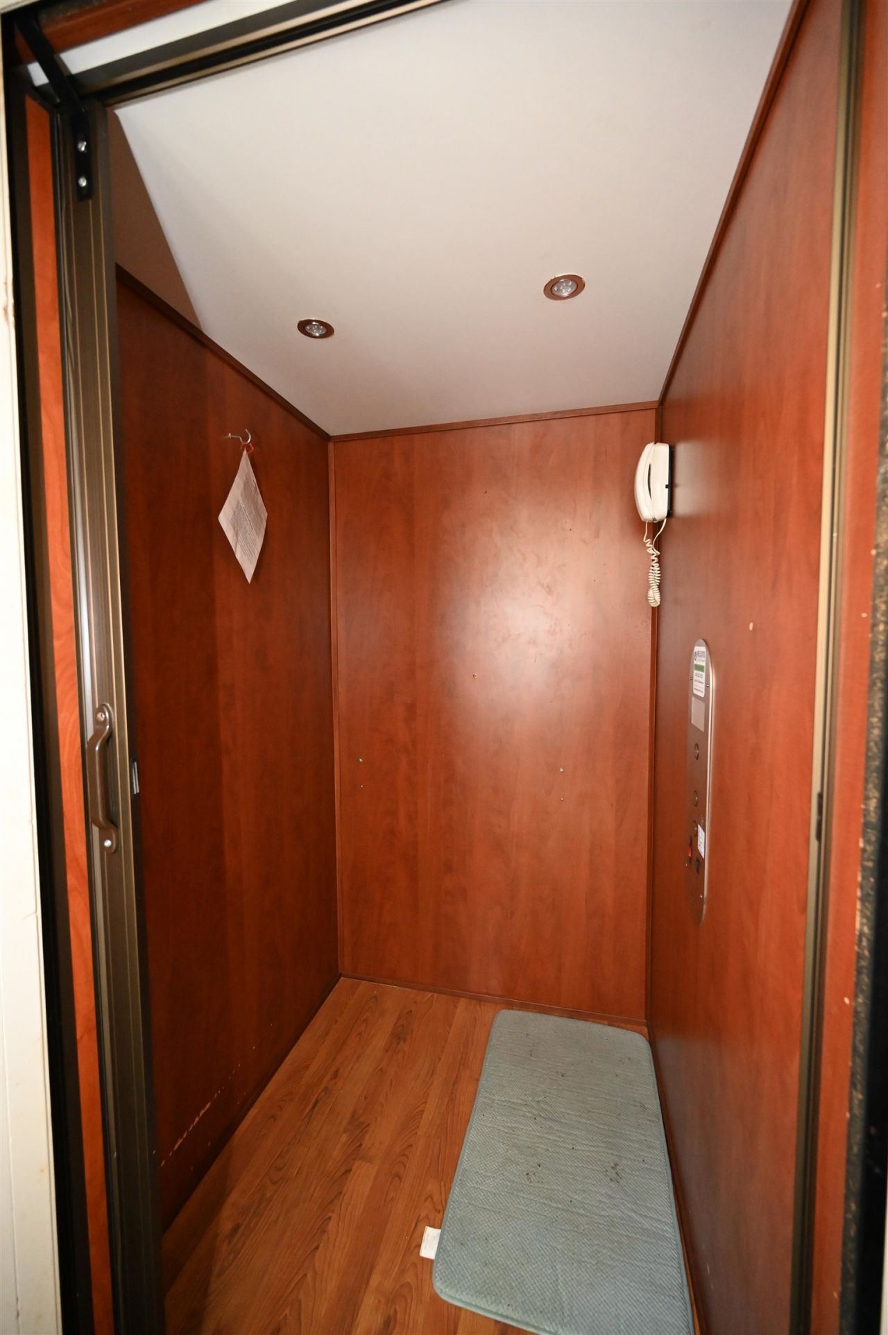 401 Oak Lake Circle  Photo 29