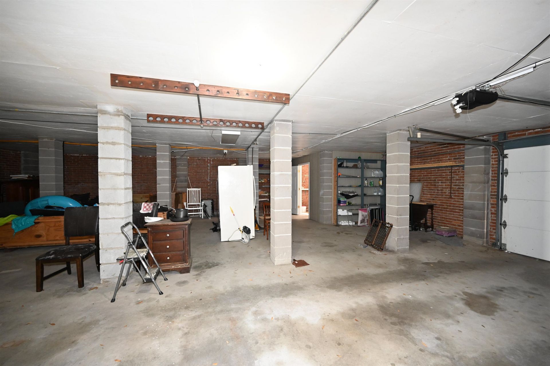 401 Oak Lake Circle  Photo 30