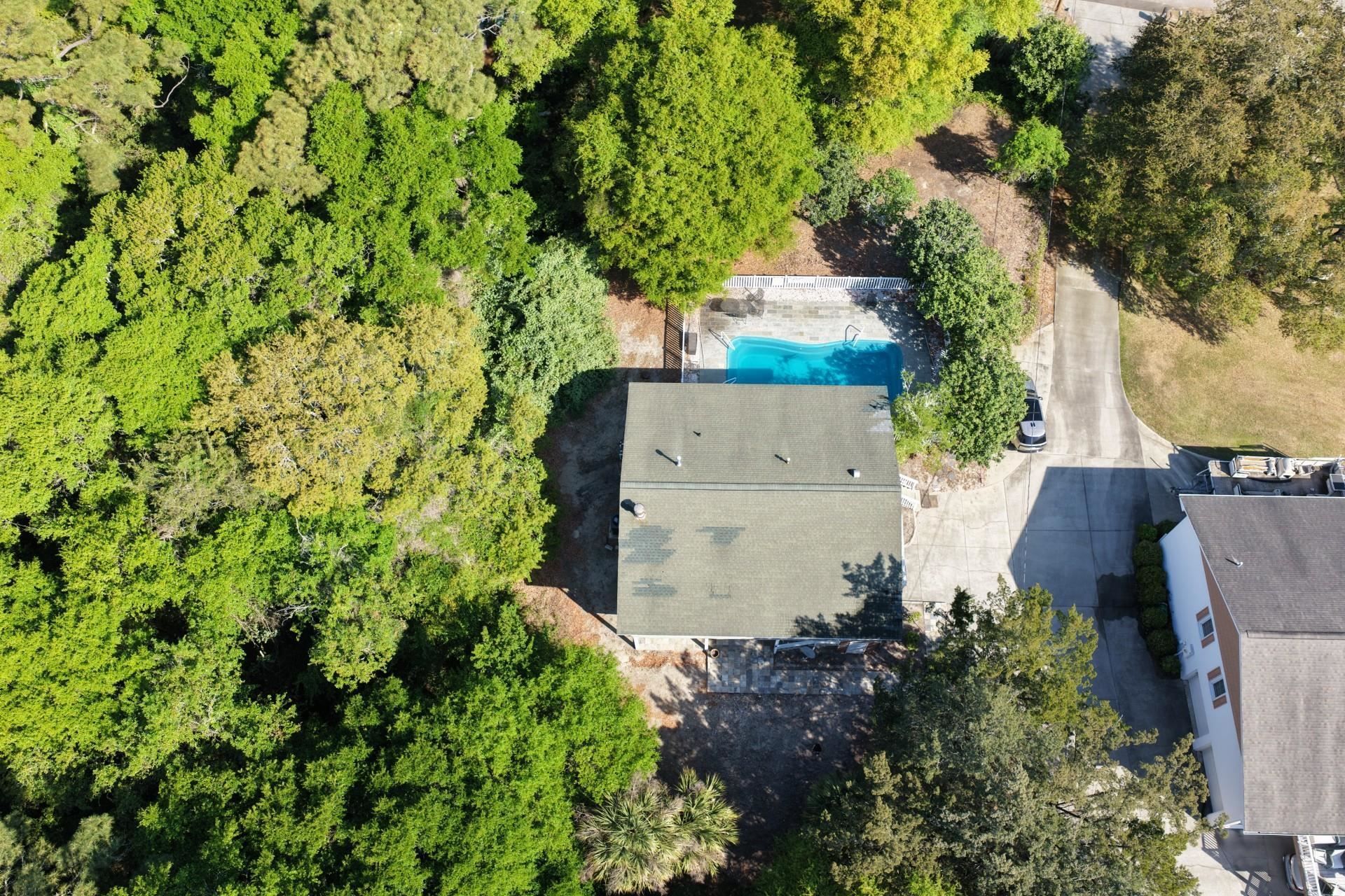 401 Oak Lake Circle  Photo 36