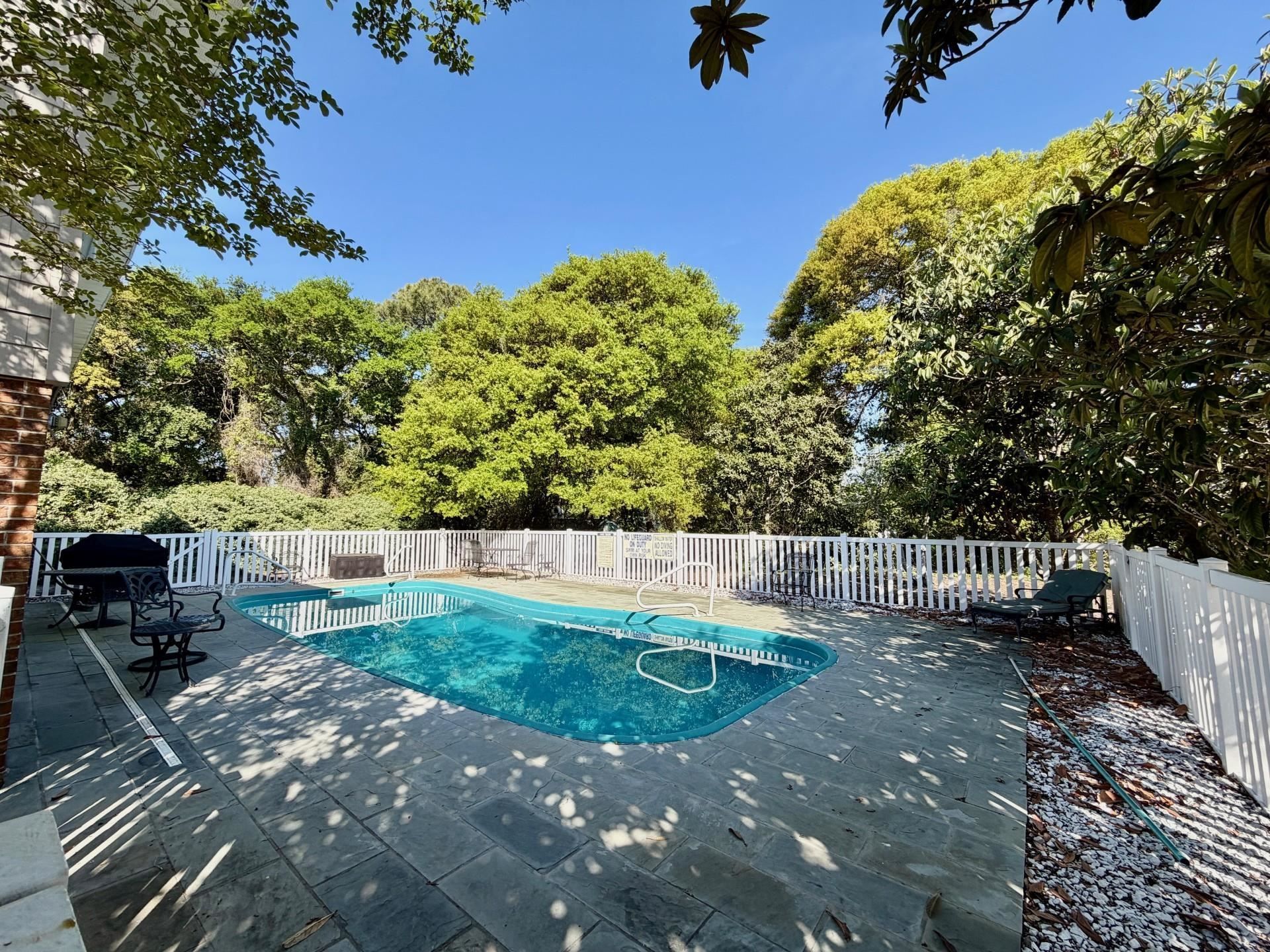 401 Oak Lake Circle  Photo 42