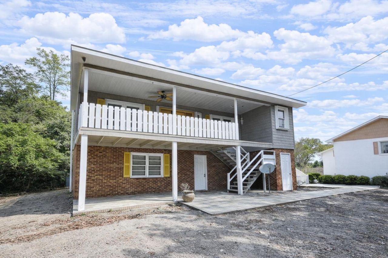 401 Oak Lake Circle  Photo 46