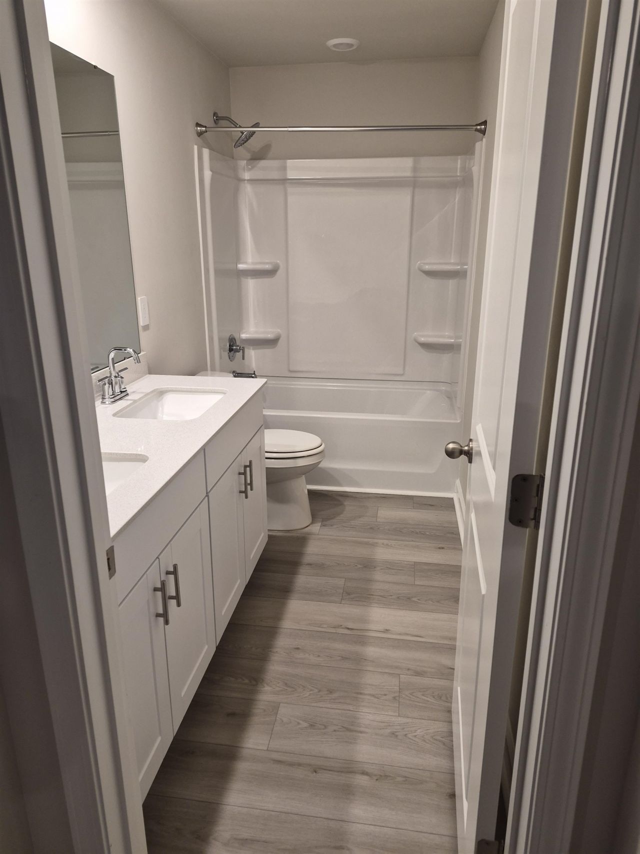 4320 Falls Oaks St.  Photo 14