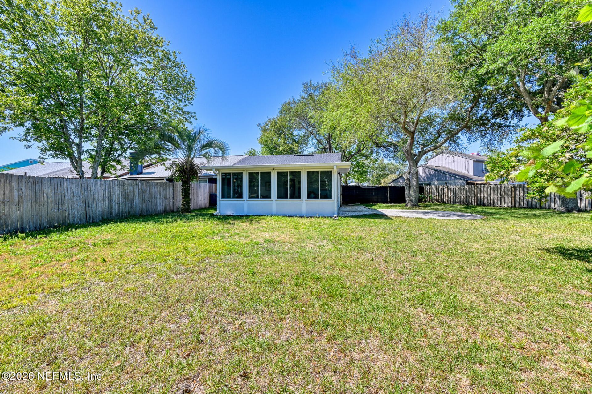 582 Aquatic Drive, Atlantic Beach, FL 32233 Photo