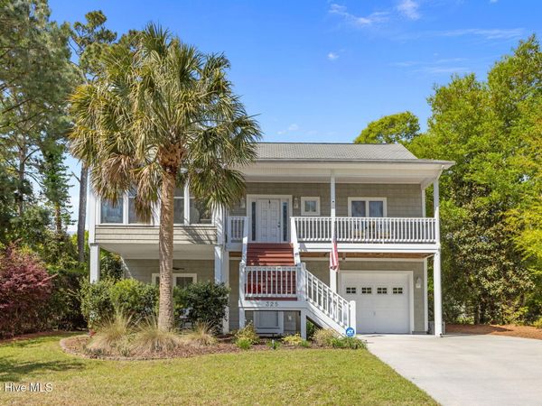 325 Live Oak Street, Emerald Isle, NC 28594