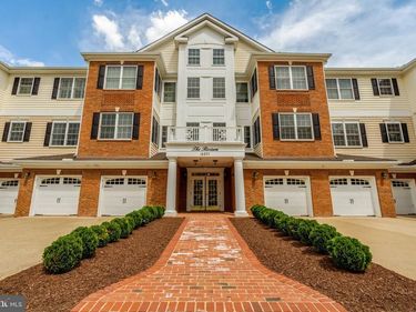 15231 ROYAL CREST DRIVE, Unit 204, HAYMARKET, VA 20169