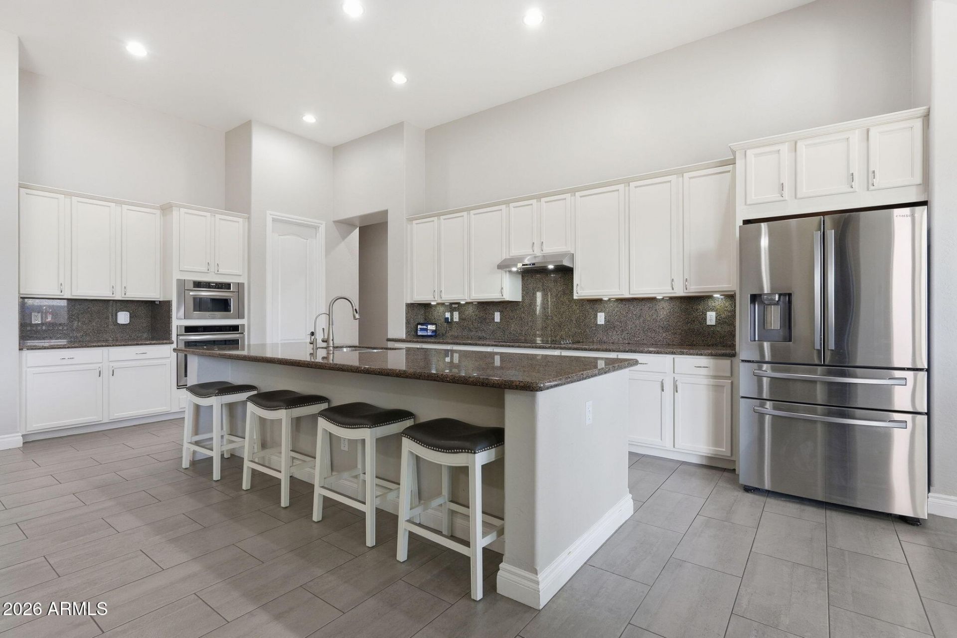 2997 E Wildhorse Drive, Gilbert, AZ 85297 Main Photo