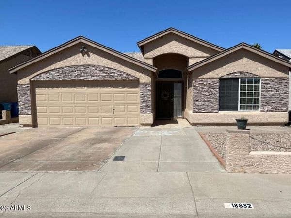 18832 N 3RD Avenue, Phoenix, AZ 85027