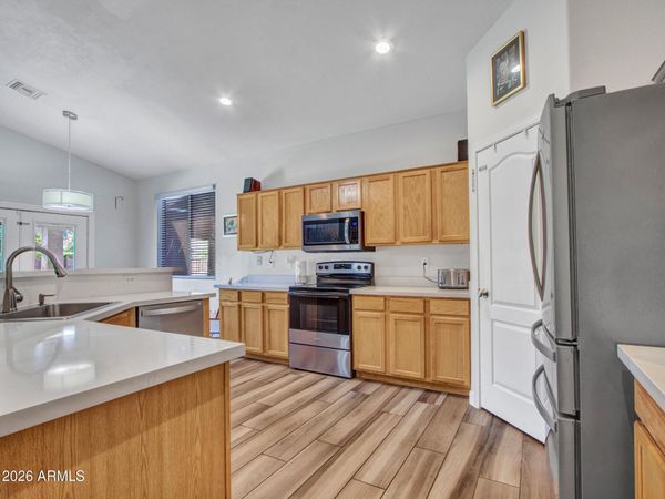 9223 W SALTER Drive, Peoria, AZ 85382