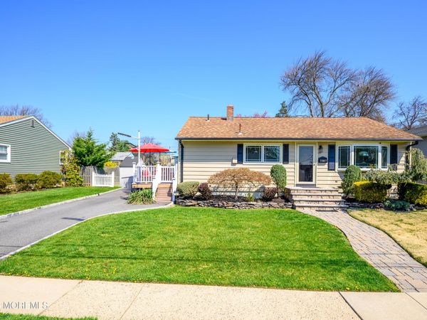 144 Garden Terrace, Edison, NJ 08817